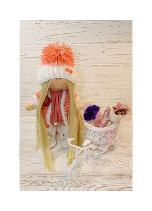 Яскрава текстильна лялька у теракотовому костюмі1 фото