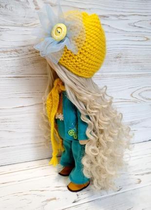 Текстильна лялька з довгими кучерями6 фото