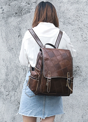 Женский кожаный рюкзак коричневый вместительный для ноутбука 13" 13.3"стильный3 фото
