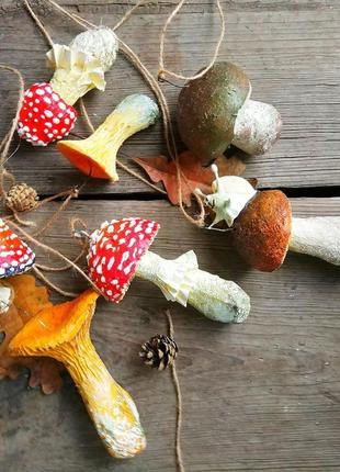 Гирлянда из грибов