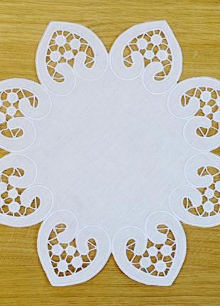 Richelieu embroidery embroidered white or pink round linen napkin ажурная салфетка1 фото