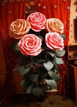 Розы интерьерные1 фото