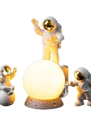 Набор из 4 фигурок астронавты на луне "astronauts on the moon" , velice