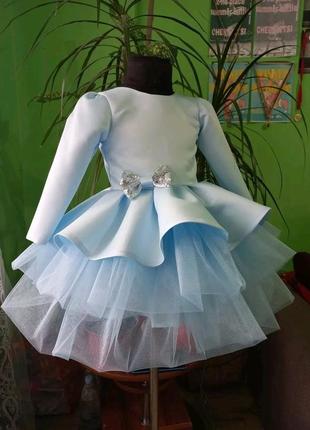 Голубое нарядное платье для девочки  с рукавом