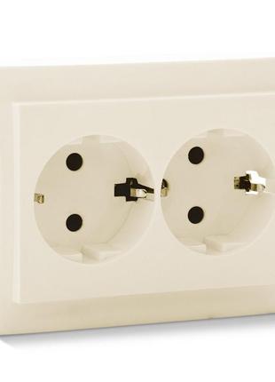 Розетка sven comfort se-60027-c двухместная с заземлением защитными шторками кремовая