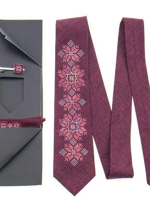 Вышитый галстук с платком и зажимом №865
