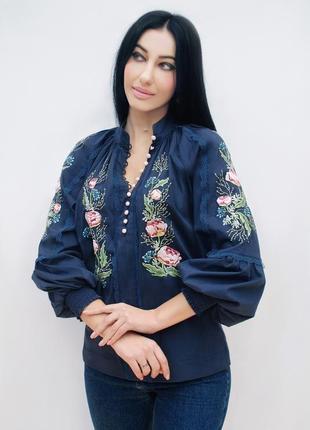 Блуза з ручною вишивкою "мереживні квіти 2" нарядна блузка1 фото