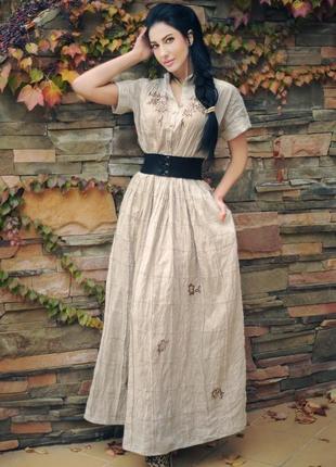 Длинное льняное платье в бохо-стиле с ручной вышивкой "беж"6 фото