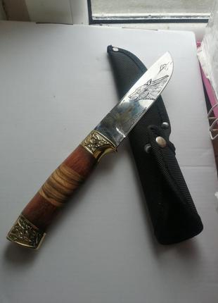 Нож армейский охотничий "волк" с гравировкой и чехлом2 фото