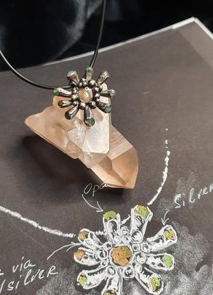 Підвіска квітка з процесом виготовлення, і опалами як каменів2 фото