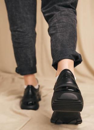 Женские черные кожаные кроссовки4 фото