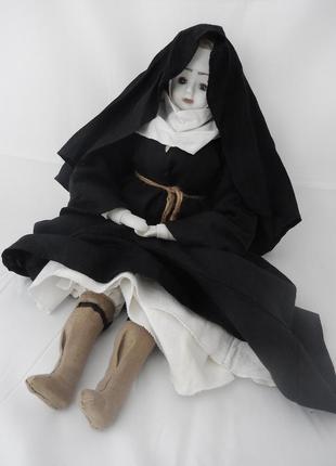 Кукла фарфоровая "католическая монашка"4 фото