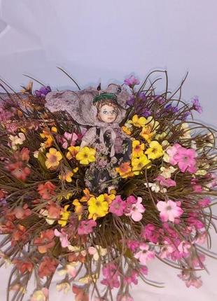 Кукла фарфоровая "жучок". 8