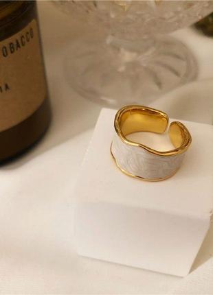 Мраморное белое кольцо посеребрение 925'4 фото