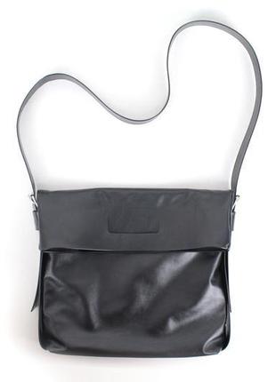 Велика шкіряна сумка мессенджер big tings, чорна сумка з м'якої шкіри у мінімалістичному стилі1 фото