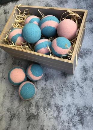 Детские бомбочки с игрушкой внутри