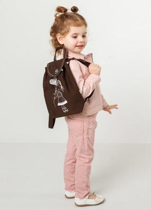 Дитячий рюкзак для дівчинки з вишивкою - маленька леді7 фото