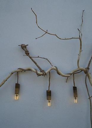 Настенный led светильник из дерева3 фото