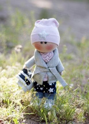 Інтер'єрна лялька з фетру "дівчинка з гітарою"🎸9 фото