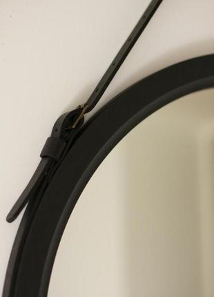 Круглое зеркало на ремне paris