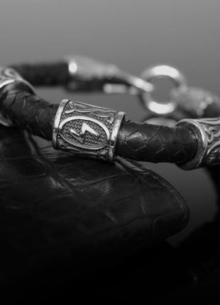 Мужской браслет-оберег с рунами вуньо-соулу-феху на змеиной коже. чёрный.5 фото