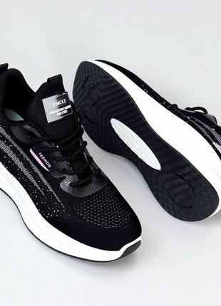 Кросівки жіночі спортивні текстильні чорні літні для жінок з білою підошвою 37 38 403 фото