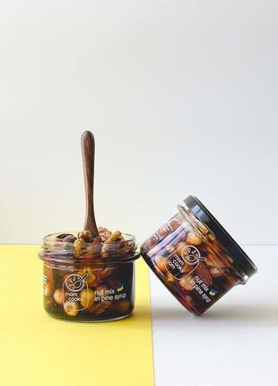 Мікс горіхів в сосновому сиропі, 240 г1 фото