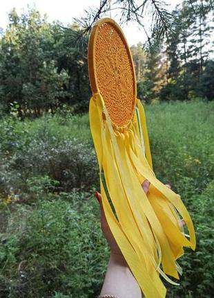 Желтый ловец снов с лентами и ажурным узором  / декор для дома / подарок3 фото