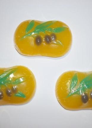 Сувенирное мыло "оливки"1 фото