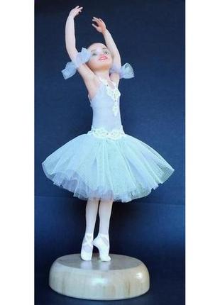 Кукла балерина в лавандовой пачке4 фото