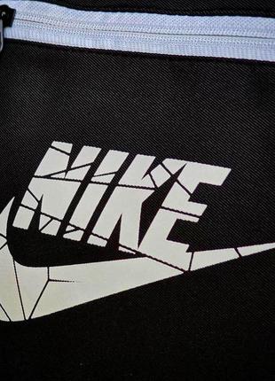 Сумка чорна спортивна, дорожня, для тренувань, подорожей nike найк6 фото