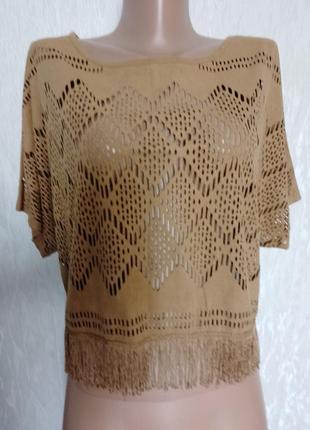 Красива фірмова блузка