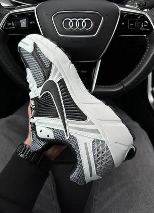 Мужские кроссовки nike zoom vomero 5 white black 42-442 фото