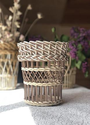 Ажурные плетеные вазы2 фото