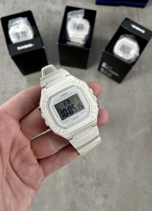 Часы casio