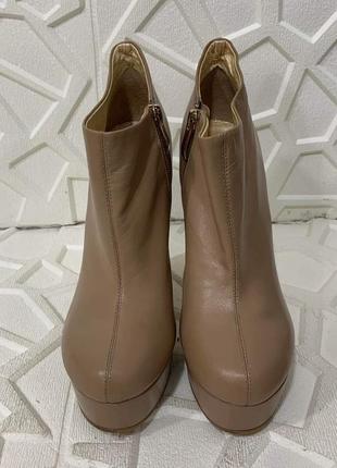 Брендовые кожаные женские ботиночки 39р .costa cantoni!!!лот 67