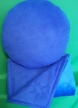 Комплект "ніч": подушка з місяцем і зірками і плед (темно-синій)4 фото