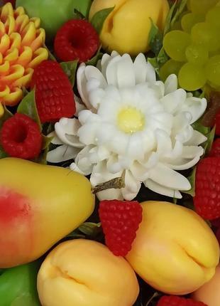 Интерьерный фруктово-цветочный букет из мыла4 фото
