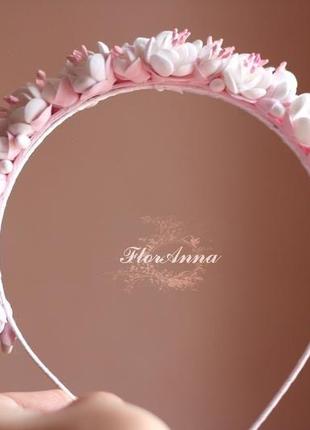 Весільний обідок для волосся з квітами "біло-рожевий жасмин"2 фото