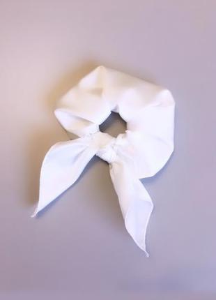 Стильная резинка для волос шёлк