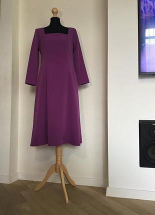 Платье фиолетовое с квадратным вырезом