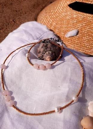 Чокер з річкових перлів, кварцу  та чеського бісеру.7 фото