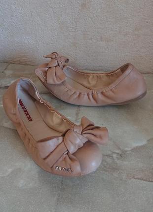 Оригинальные кожаные пудровые балетки prada5 фото