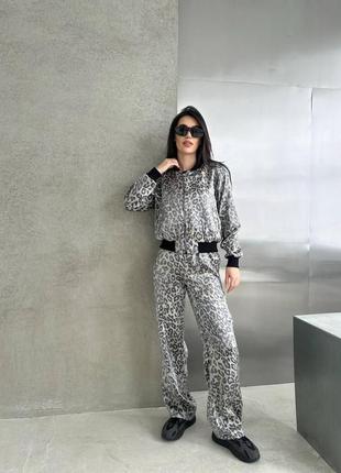 Стильний жіночий костюм кольору сiрого леопарду 26961 stmi 46/481 фото