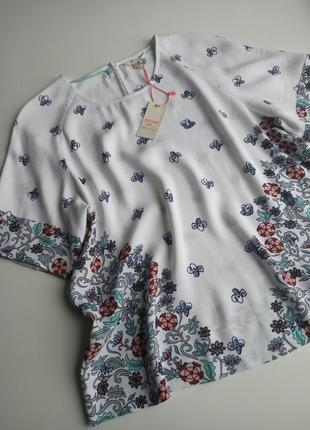 Неймовірно красива стильна якісна нарядна блузка в квітковий принт 100% віскоза6 фото