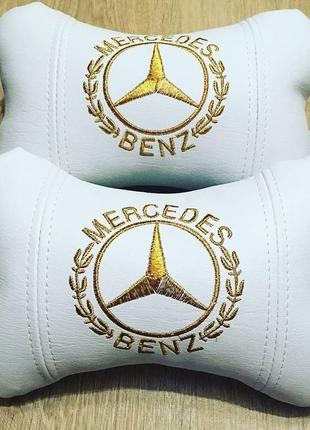 Подушка на подголовник в автомобиль