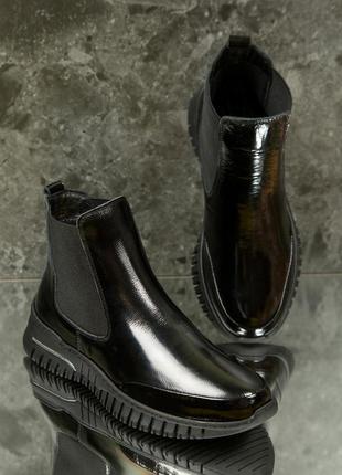 Жіночі черевики 18804 чорні гумка шкіра лак7 фото