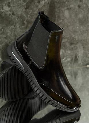 Жіночі черевики 18804 чорні гумка шкіра лак8 фото