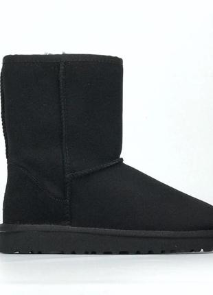 Зимние женские угги на меху ugg australia classic ii short черные (уггі)