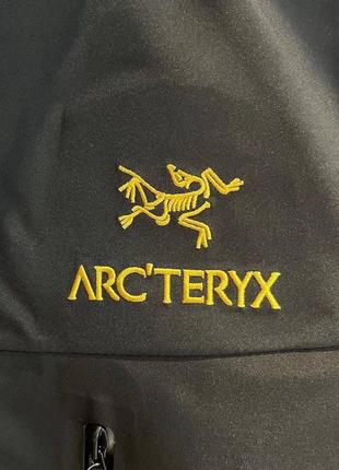 Трендовая мужская ветровка от arc’teryx черного цвета3 фото